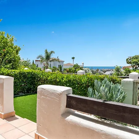Sunset Golf Garden Retreat Apartmán Estepona